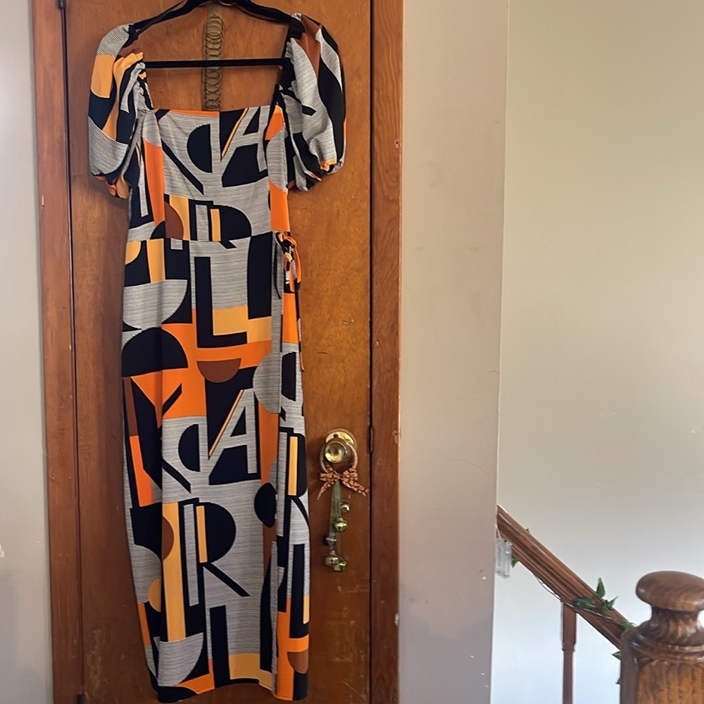 Geometric Faux Wrap Midaxi Dress
Karl Lagerfeld Orange and Black